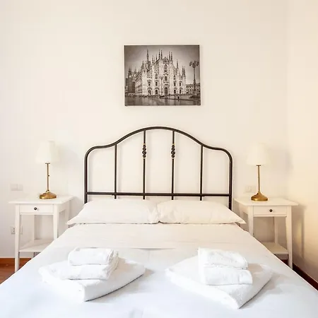 Renovated In The Center Of Apartment *